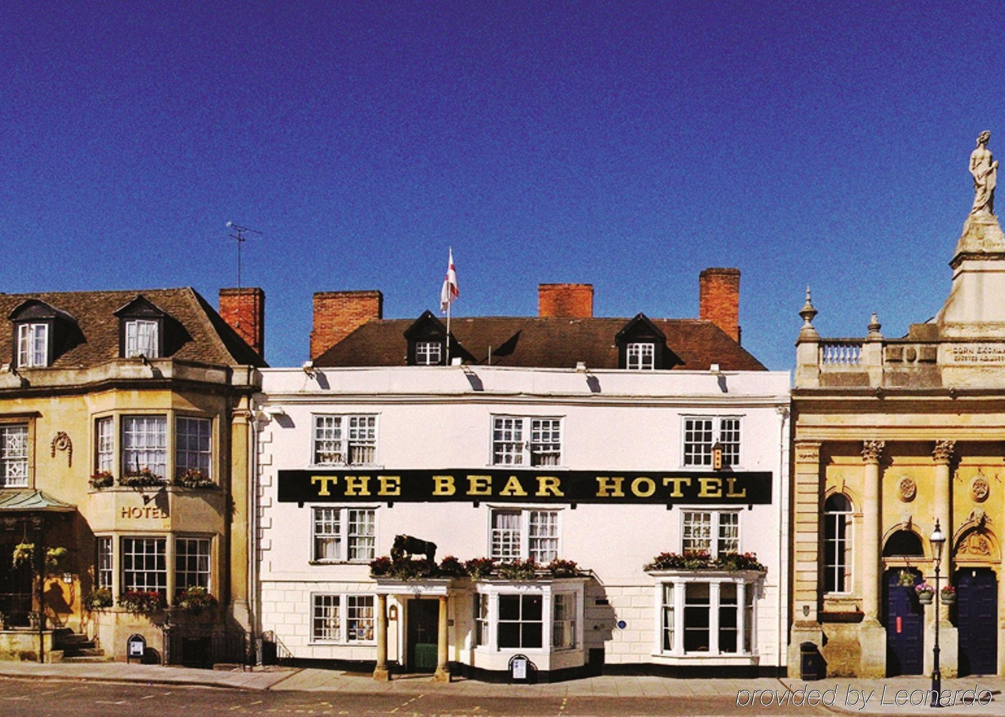 The Bear Hotel Bath Exterior photo