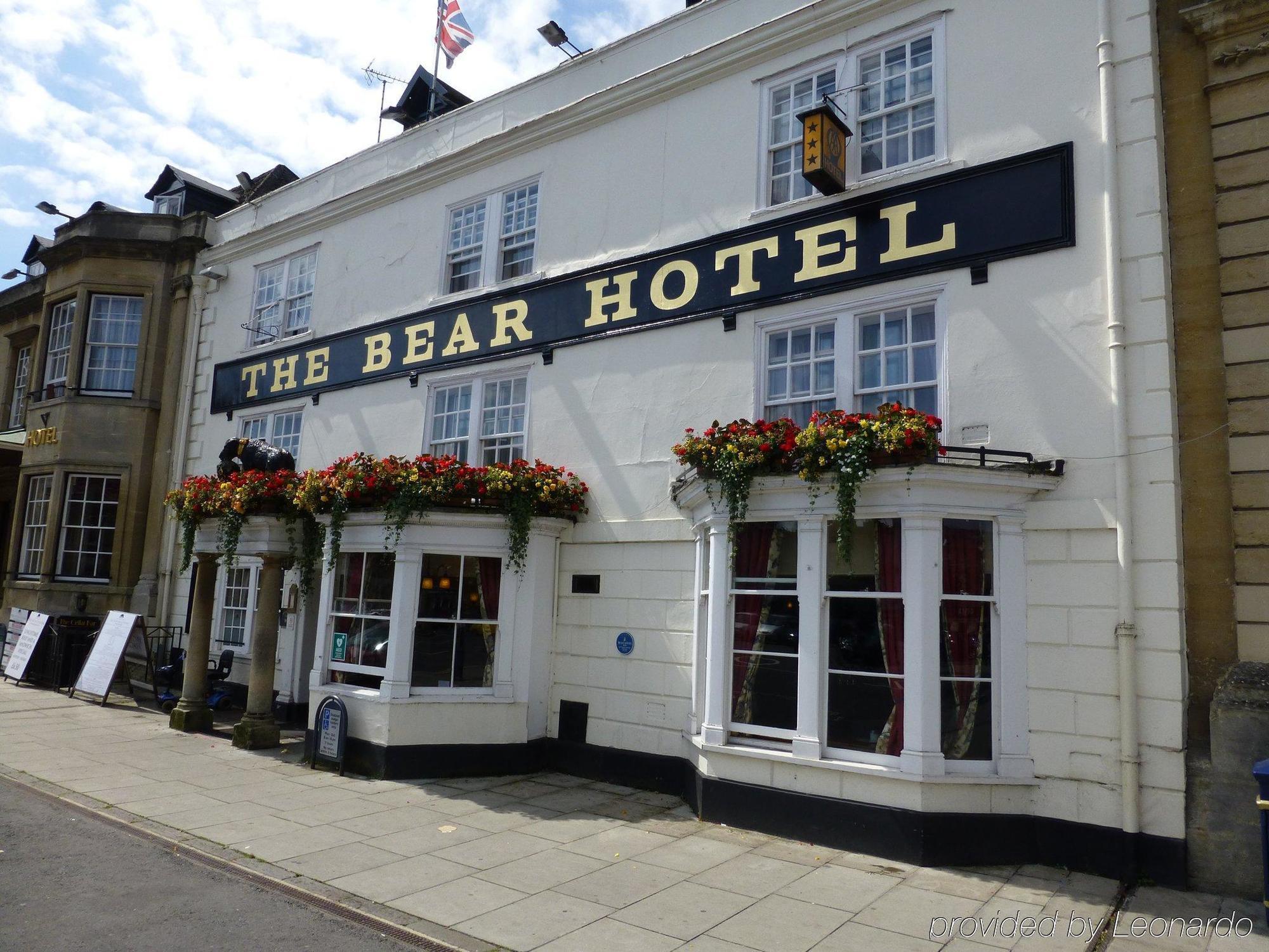 The Bear Hotel Bath Exterior photo